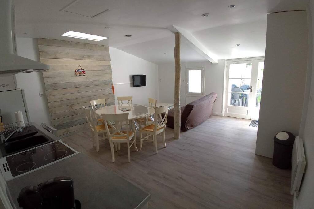 Maison Aux Mathes Les Mathes Exteriör bild